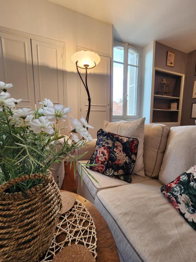 Apartment Bonnard - Best View In Dijon 90 Sqm Airconditioned Apart Luaran gambar