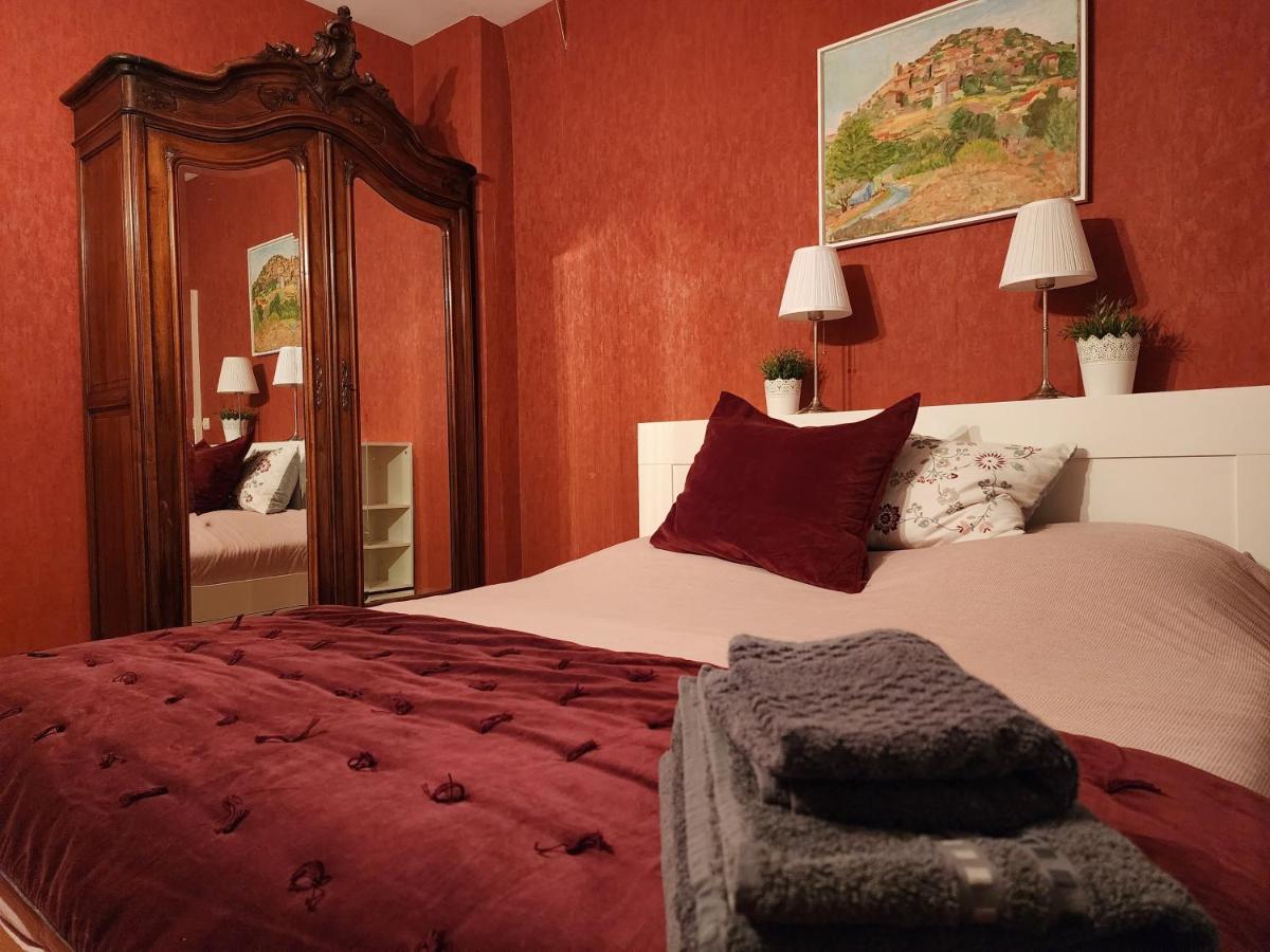 Apartment Bonnard - Best View In Dijon 90 Sqm Airconditioned Apart Luaran gambar