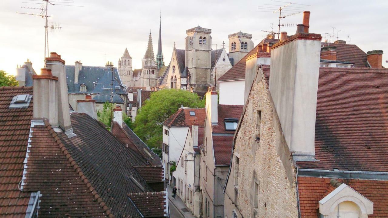 Apartment Bonnard - Best View In Dijon 90 Sqm Airconditioned Apart Luaran gambar